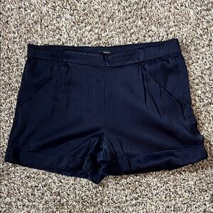 Loft Women’s Navy Sateen Shorts Size 2 (Runs Large)